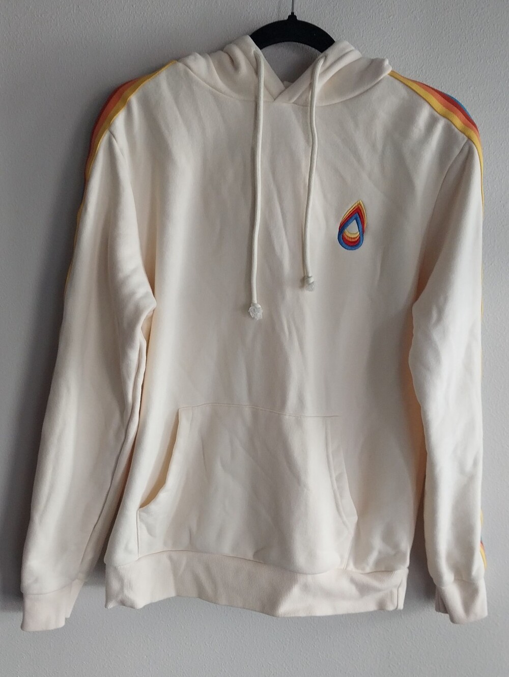 Juice Clothing Cream Rainbow Stripe Sleeve Hoodie Sweatshirt NWOT
